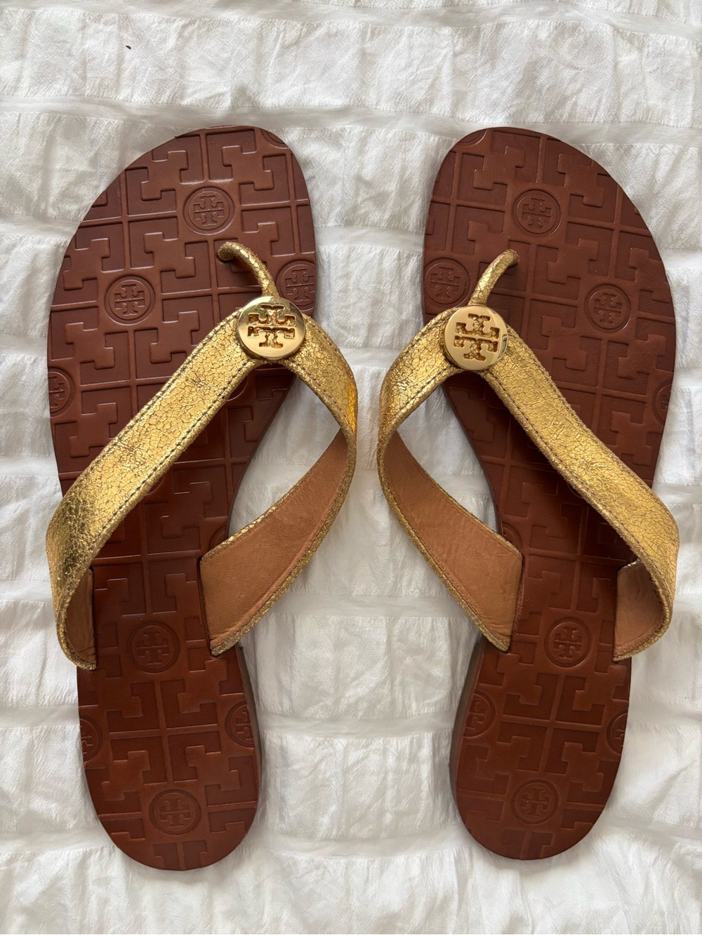 Tory Burch gold sandals 10 - Picture 2 of 6